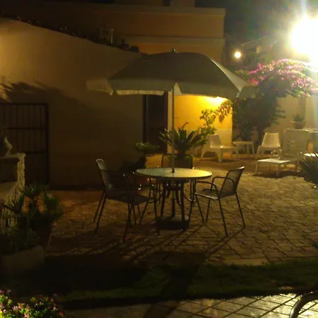 Mit Pool By Interhome * Ragusa